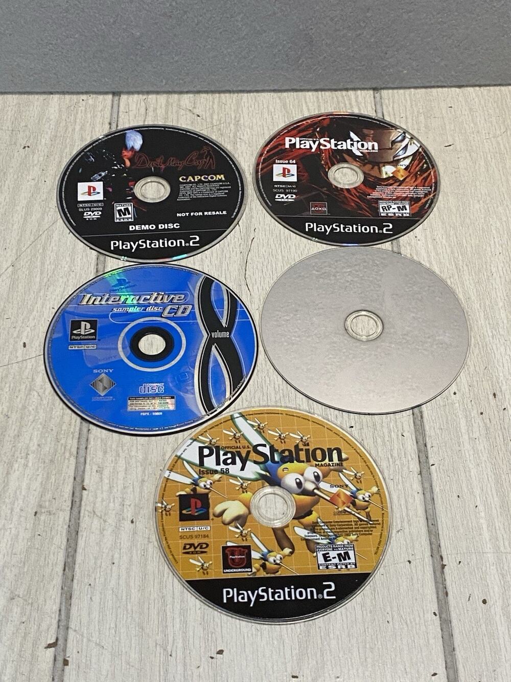 PlayStation 2 Devil May Cry Demo DEMO DISC Plus Magazine Discs